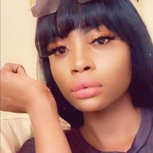 Meet your Posher, Amie